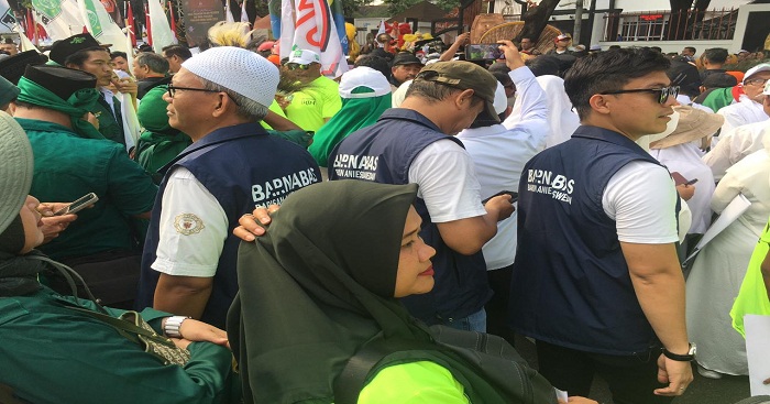 Relawan Barnabas Turut Mengantarkan Pasangan AMIN ke KPU RI